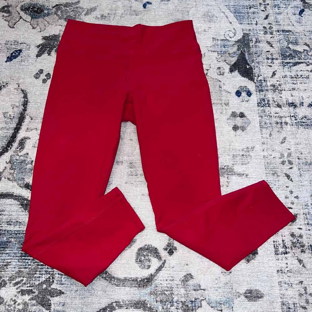 Fabletics - Powerhold High-Waisted Capri Leggings - Red - Medium